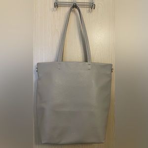 Stone Tall Easy Zipper Tote